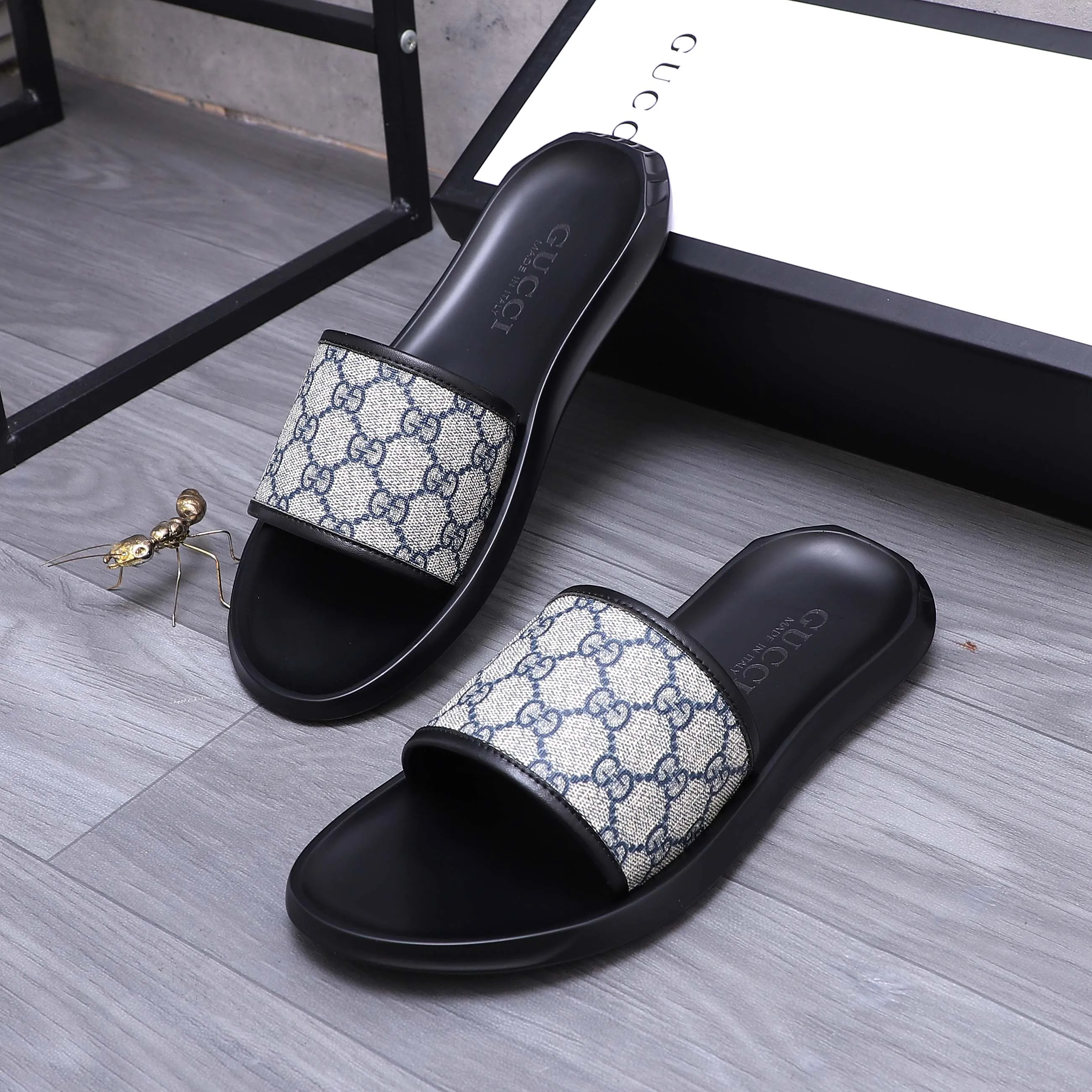 Men's shoes 💰280 Product trademark: GUCCI "Gucci" slippers Regular size: 38-44 (45.46 custom-made, non-returnable) Product materials: Selected cowhide printed upper, instep imitation leather lining, original outsole